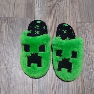Green Fuzzy Slippers with Minecart Design, Size : 13-1